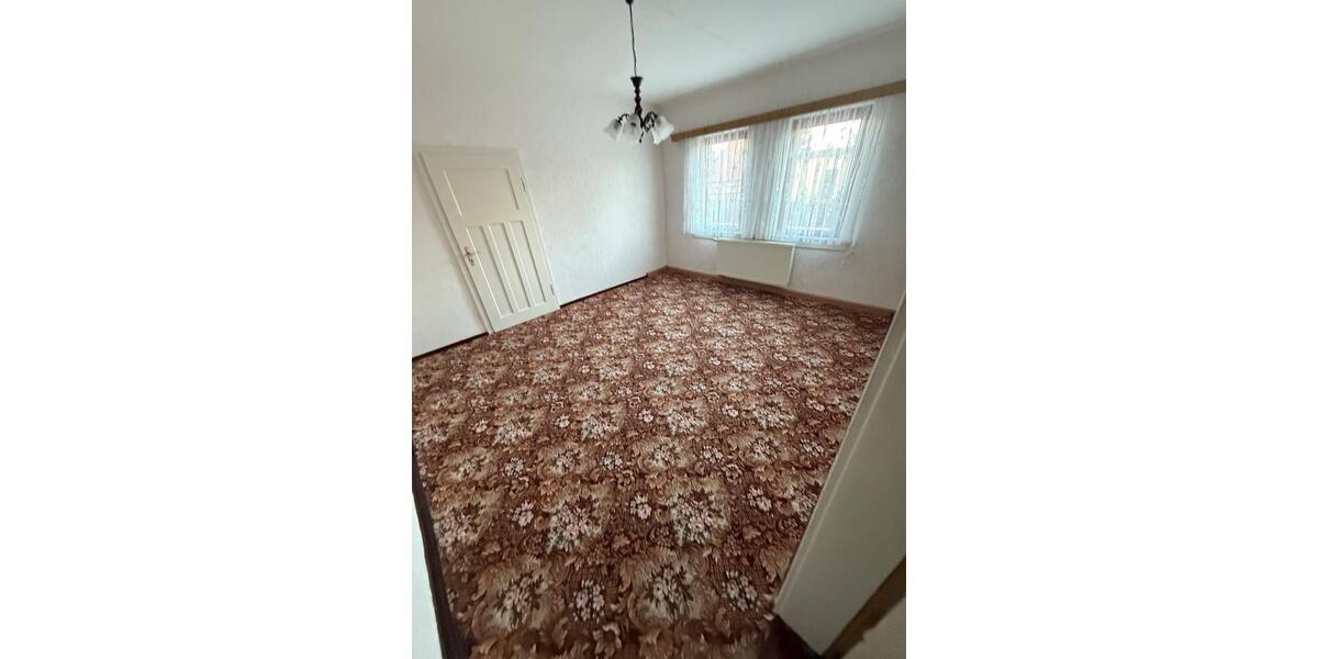 Einfamilienhaus Arnstadt - 8 Zimmer, 134 m&sup2;, 153.000&euro; | Angebot:26402797
