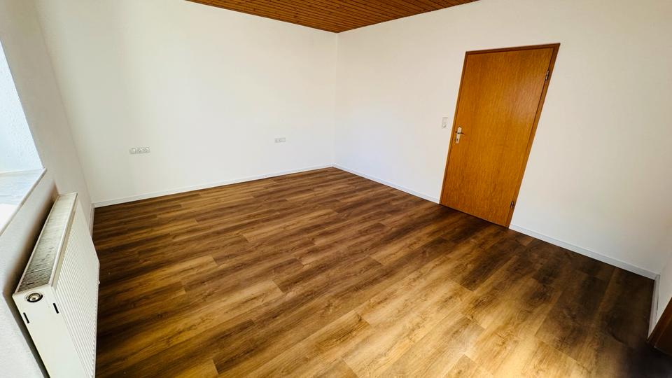 Erdgeschoßwohnung Hermersberg - 3 Zimmer, 90 m&sup2;, 930&euro; | Angebot:25998431
