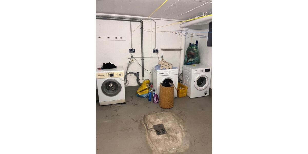 Dachgeschoßwohnung Mönchengladbach Süd - 1 Zimmer, 22 m&sup2;, 380&euro; | Angebot:26025043