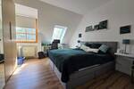 großzügige 4-Zimmer Dachgeschoßwohnung mit Südbalkon in zentraler Lage zu vermieten!!