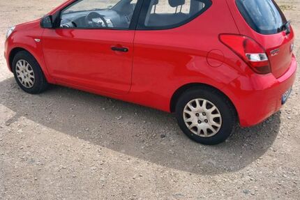 Hyundai i20 148.000 km 1.799 &euro; Neukirchen 92259