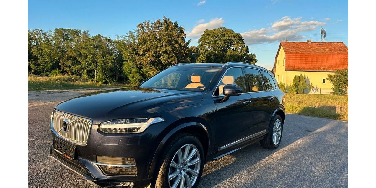 Volvo XC90 180.000 km 21.999 &euro; Berlin 12099