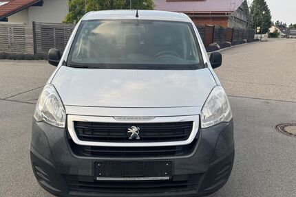 Peugeot Partner 72.000 km 8.990 € Rattenkirchen/Haun 84431