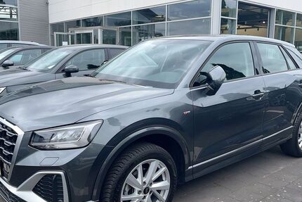 Audi Q2 32.218 km 24.890 &euro; Duisburg 47178