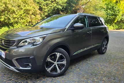 Peugeot 5008 98.000 km 15.490 &euro; Borgholzhausen 33829