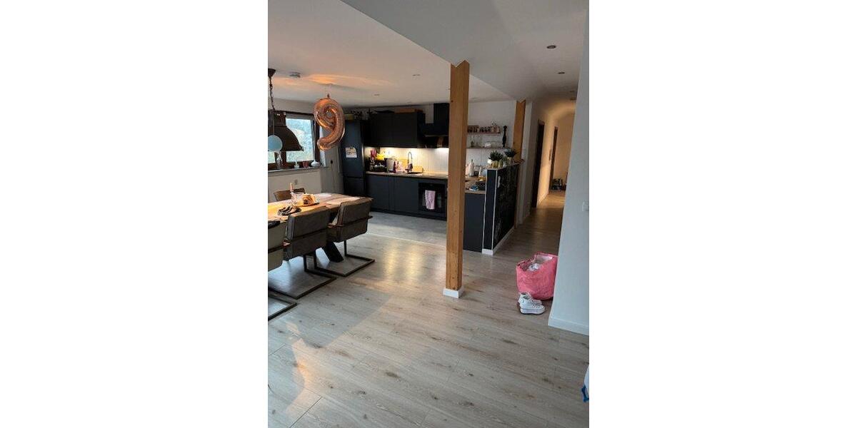 Dachgeschoßwohnung Bochum Werne - 4 Zimmer, 135 m&sup2;, 1.350&euro; | Angebot:25971236