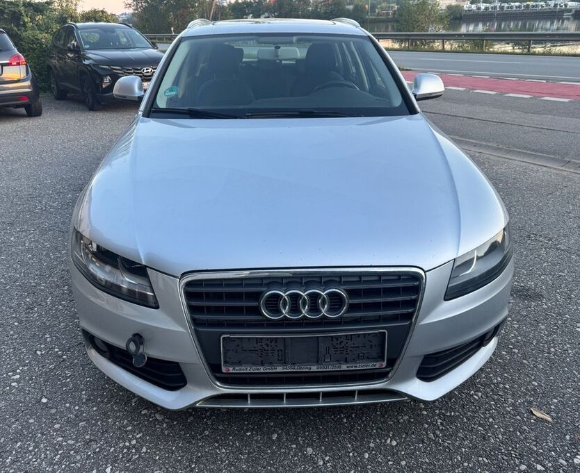 Audi A4 302.000 km 2.990 € Passau 94034