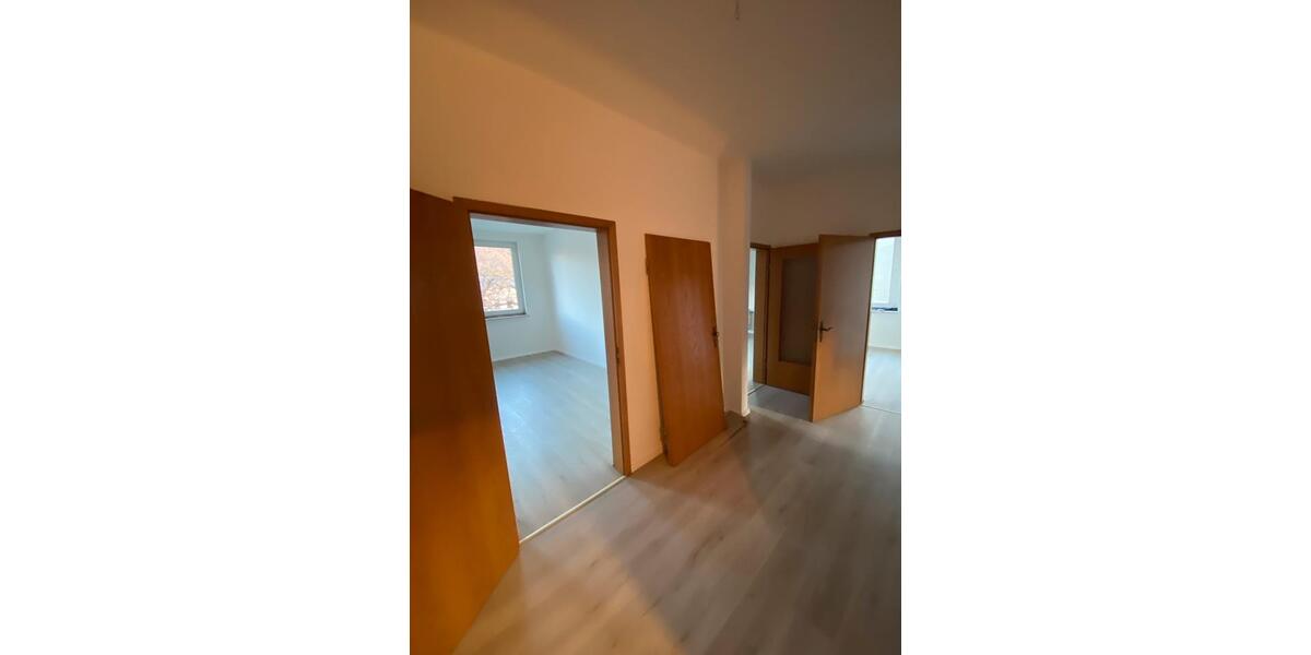 Frisch renovierte 3-Zimmer-Wohnung in Schneeberg 3 zimmer