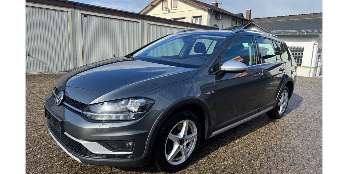 VW Golf 153.270 km 16.499 &euro; Wirges 56422