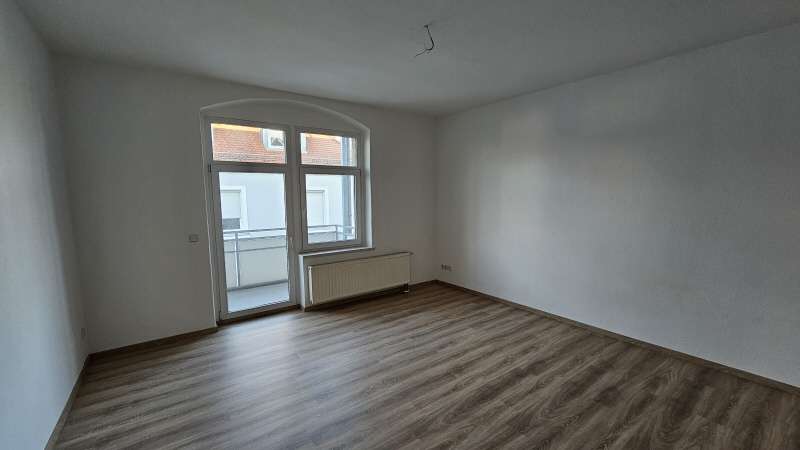 Etagenwohnung Heidenau Mügeln - 3 Zimmer, 70 m&sup2;, 560&euro; | Angebot:25055137