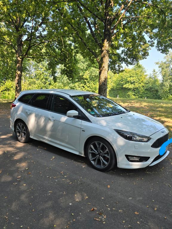 Ford Focus 112.500 km 12.350 € Speicher 54662