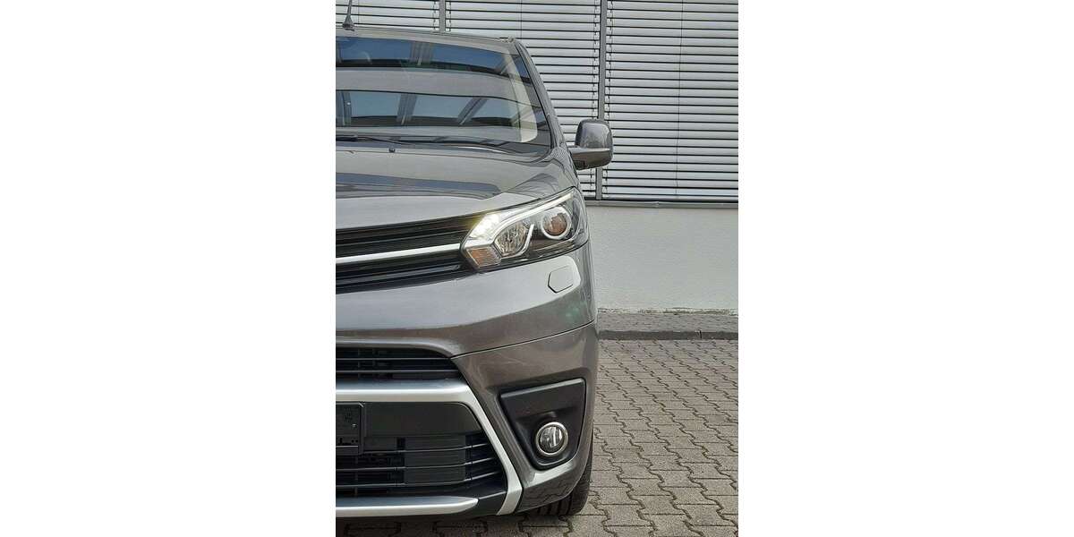 Toyota Proace 88.754 km 42.999 &euro; Aschheim 85609