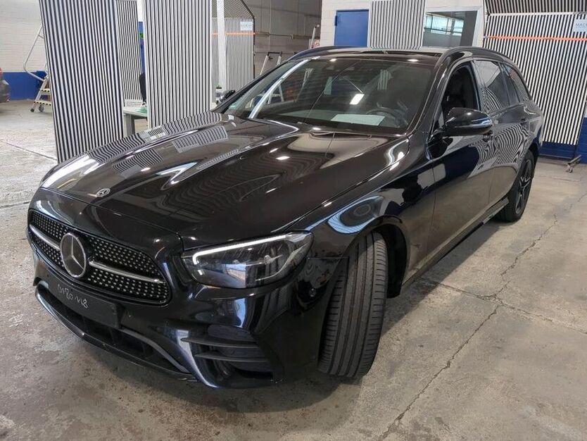 E 300