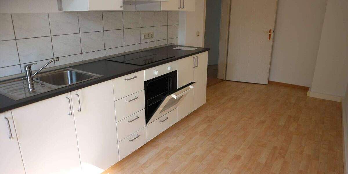 Zimmer Chemnitz Lutherviertel - 2 Zimmer, 64 m&sup2;, 315&euro; | Angebot:25997353