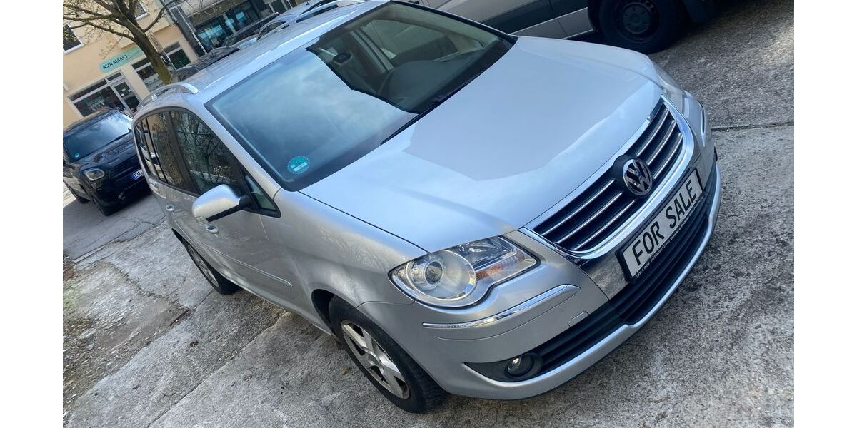 VW Touran 214.000 km 1.999 &euro; München 80798