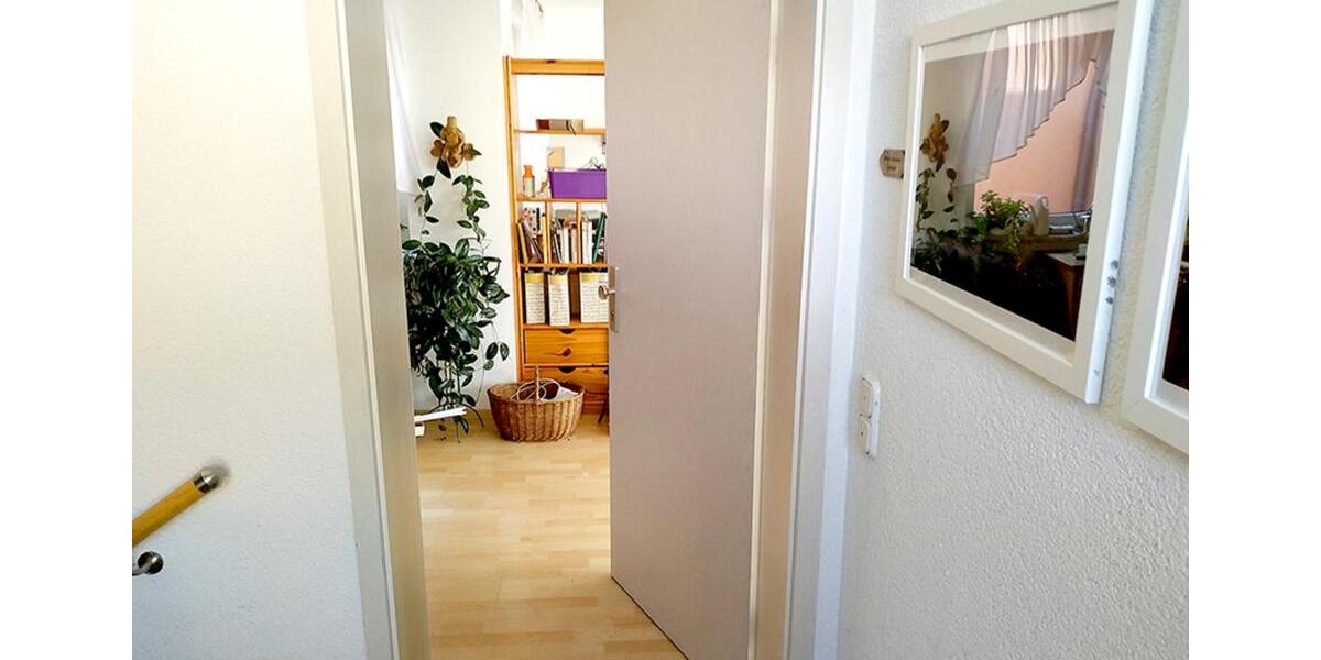 Etagenwohnung Karlstadt - 3 Zimmer, 130 m&sup2;, 1.200&euro; | Angebot:25572097