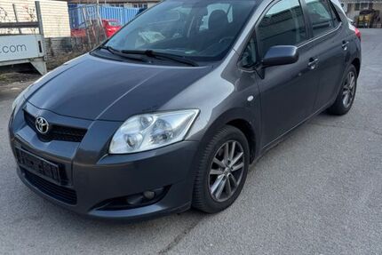 Toyota Auris 294.591 km 1.999 &euro; Ubstadt-Weiher 76698