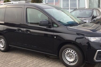 Ford Tourneo Connect 26.000 km 24.990 € Bautzen 02625
