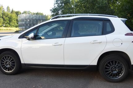 Peugeot 2008 77.500 km 9.900 &euro; Saarwellingen 66793