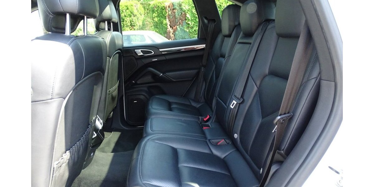 Porsche Cayenne S 4,2l Diesel Pano, Navi, 21 Zoll, Standhe 229.443 km 23.890 &euro; Rodgau 63110