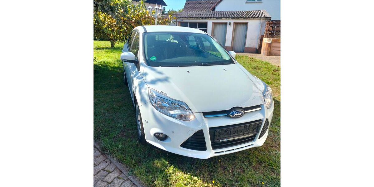 Ford Focus 42.000 km 7.300 &euro; Hütschenhausen 66882