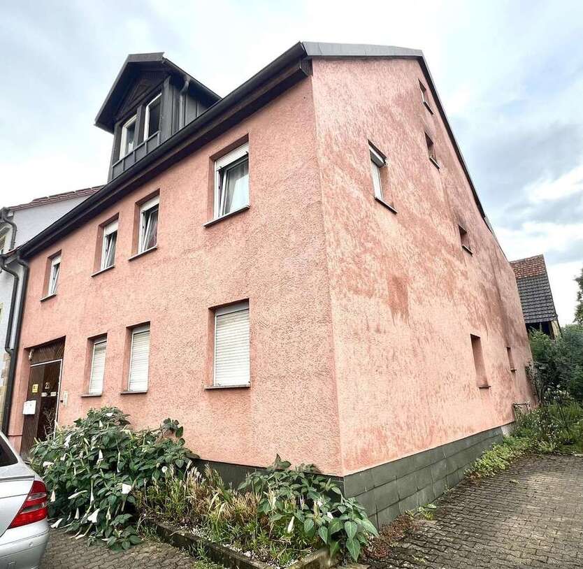 Haus zum Kaufen in Donaueschingen 299.900 € 227.05 m²