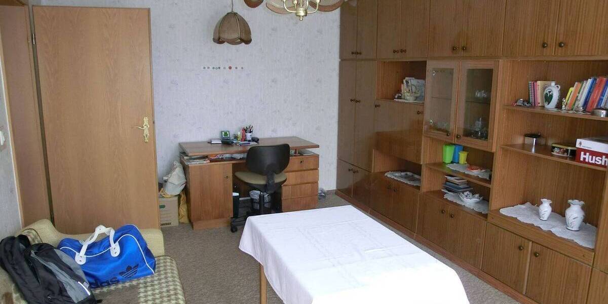 Etagenwohnung Hoyerswerda - 3 Zimmer, 77 m&sup2;, 79.000&euro; | Angebot:25986169