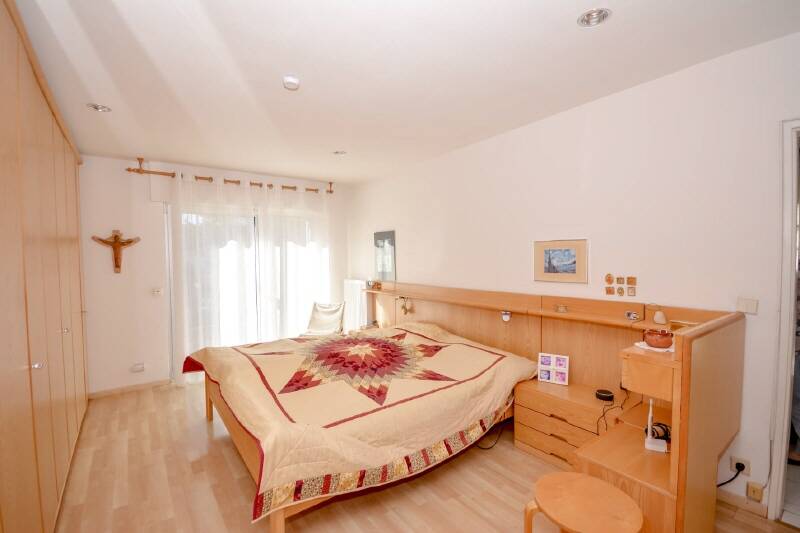 Familienfreundliches Haus mit tollem Wintergarten in Stotzheim