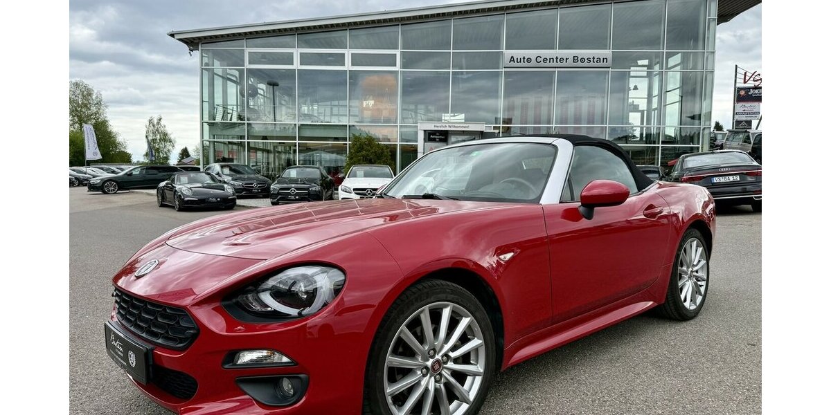 Fiat 124 Spider 1.4 LUSSO/BOSE/SITZHEIZUNG/PARKSENSOR 48.037 km 18.900 &euro; Villingen-Schwenningen 78054