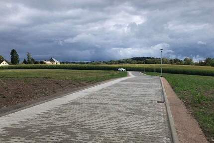 Exklusives Baugrundstück in Theuma. Viel Platz für ein modernes Eigenheim in Bestlage. zimmer