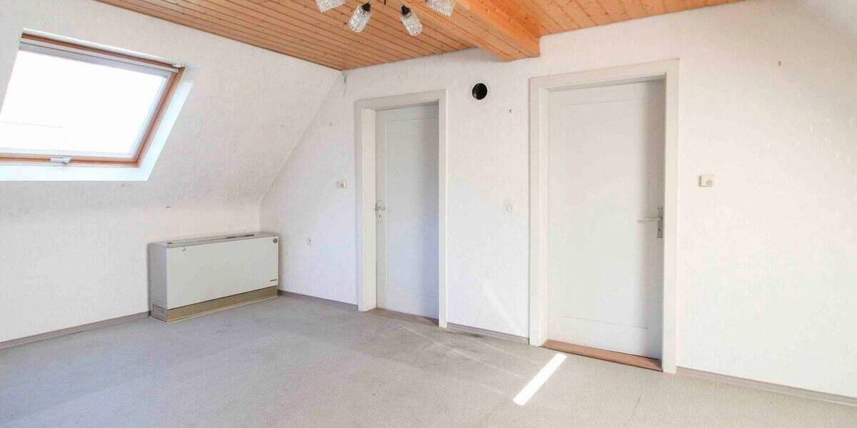 Einfamilienhaus Mühlacker Dürrmenz - 6 Zimmer, 115 m&sup2;, 175.000&euro; | Angebot:26629437