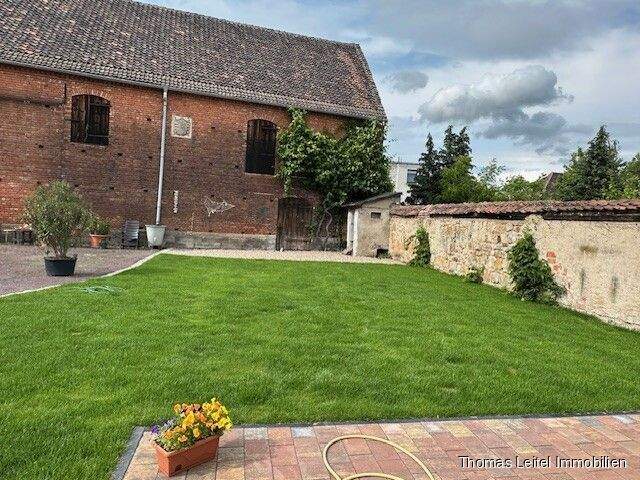 Mehrfamilienhaus, Wohnhaus Seehausen - 8 Zimmer, 230 m&sup2;, 395.950&euro; | Angebot:25725942