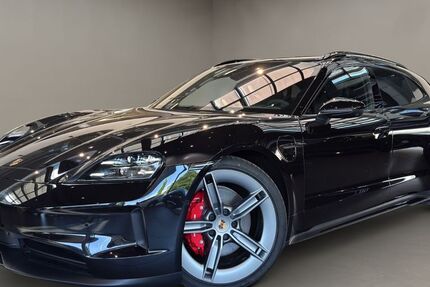 Porsche Taycan 13.654 km 104.400 &euro; Aachen 52068
