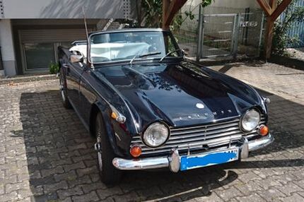 Triumph TR4