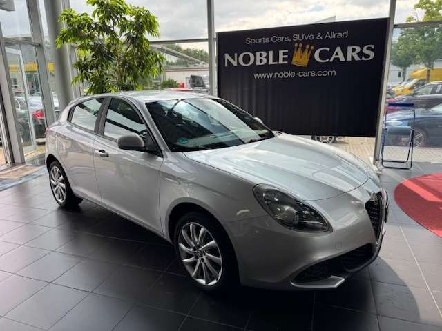 Alfa Romeo Giulietta 56.882 km 14.990 € Gießen 35394