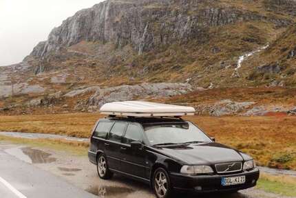 Volvo V70 335.000 km 3.799 &euro; Laufen 83410