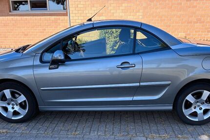 Peugeot 207 80.250 km 3.800 &euro; Hambrücken 76707