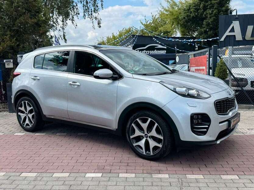 Kia Sportage 123.359 km 15.990 € Berlin 13127