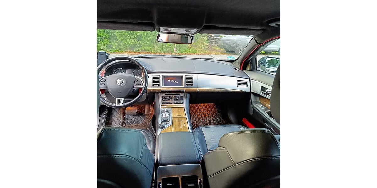 Jaguar XF 233.000 km 11.000 &euro; Zorneding 85604