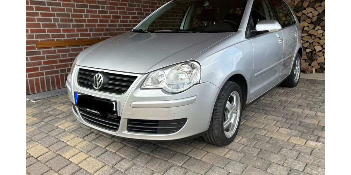 VW Polo 91.700 km 2.490 &euro; Alfeld 31061