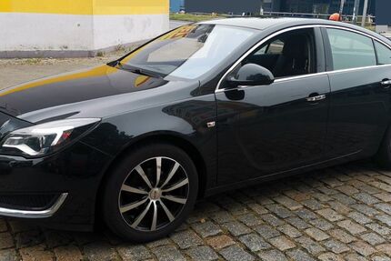 Opel Insignia 200.000 km 3.999 € Berlin 13403