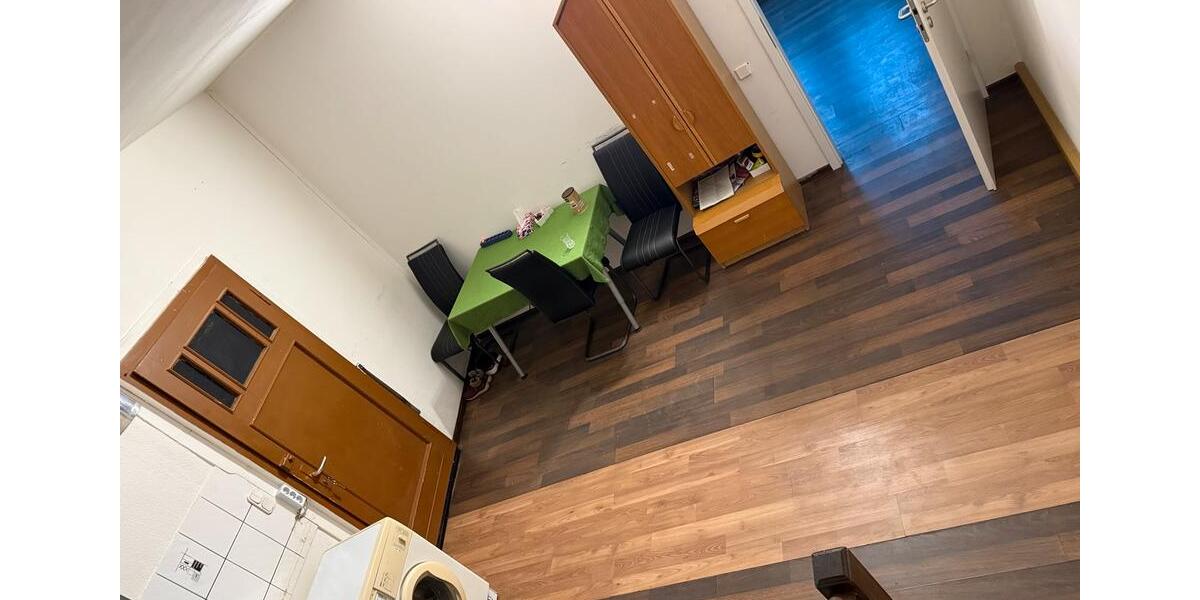 Einfamilienhaus Waltershausen - 3 Zimmer, 200 m&sup2;, 200.000&euro; | Angebot:24841714