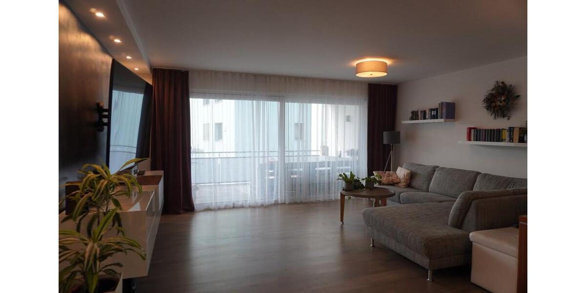 Etagenwohnung Rielasingen-Worblingen Worblingen - 3 Zimmer, 100 m&sup2;, 1.500&euro; | Angebot:26047559