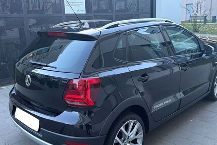 VW Polo 157.000 km 8.499 &euro; Berlin 13599