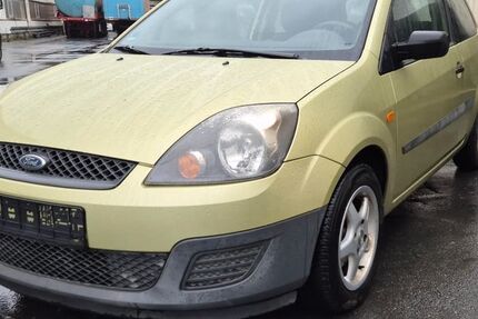 Ford Fiesta 132.899 km 1.890 &euro; Witten 58452