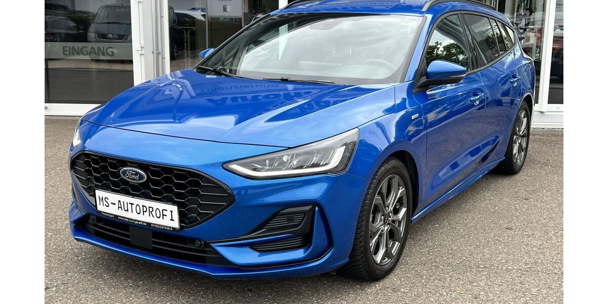 Ford Focus 11.397 km 21.990 &euro; Trossingen 78647
