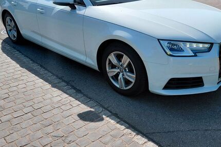 Audi A4 196.950 km 11.900 &euro; Schmelz Limbach 66839