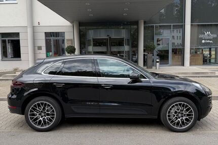 Porsche Macan 109.000 km 26.900 &euro; Mannheim 68159