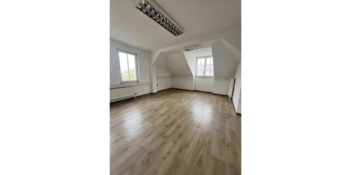 Gewerbeobjekt Zwickau - 610&euro; | Angebot:26145481