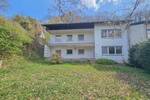 Teilrenoviertes Zweifamilienhaus in Ortsrandlage von 53127 Bonn - Ippendorf!